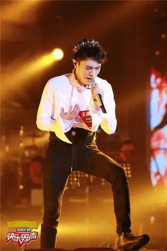 《快乐男声》王南钧霸气守擂 魅惑演绎戏剧艺术