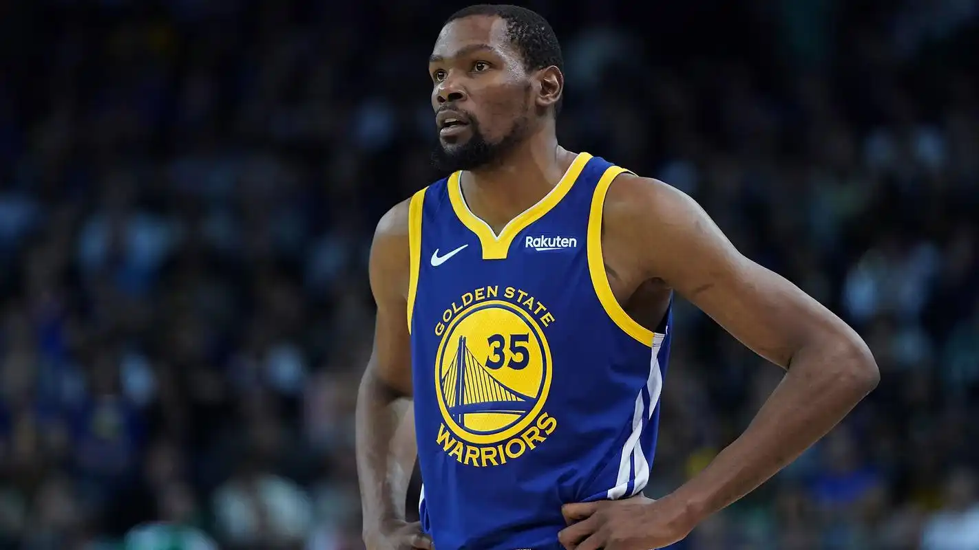 如果伊戈达拉选择退役,那么勇士也将能有足够薪金空间完成杜兰特的