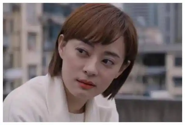 原创孙俪新发型亮相活动妆容惊艳新高度网友点赞熹妃回宫