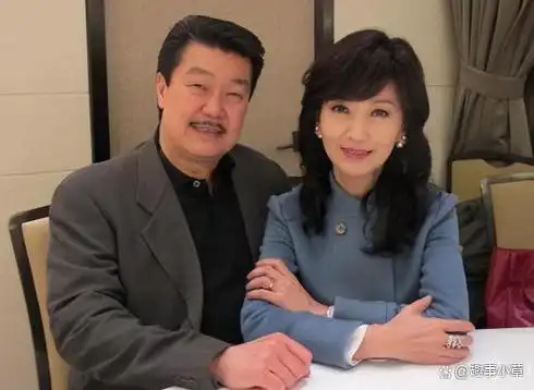 明明年纪相距不大看着却像两代人这6位女星把丈夫熬成老头子