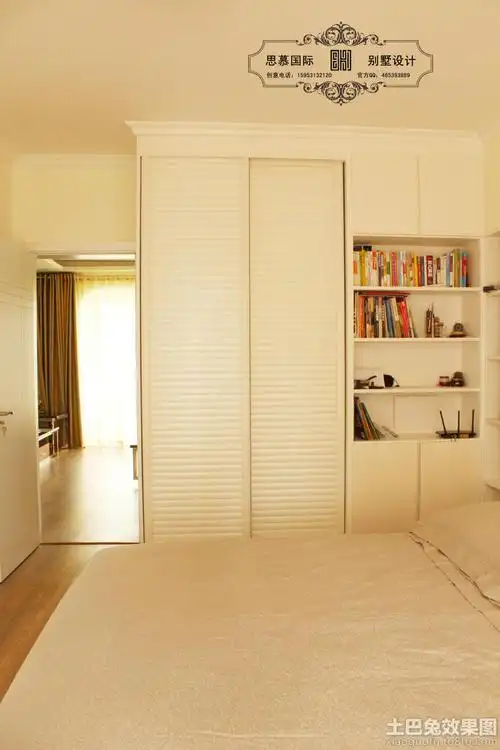 简约卧室推拉门衣柜效果图