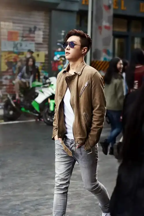 文能写歌,武能轧舞的张艺兴,这次"来真的"!