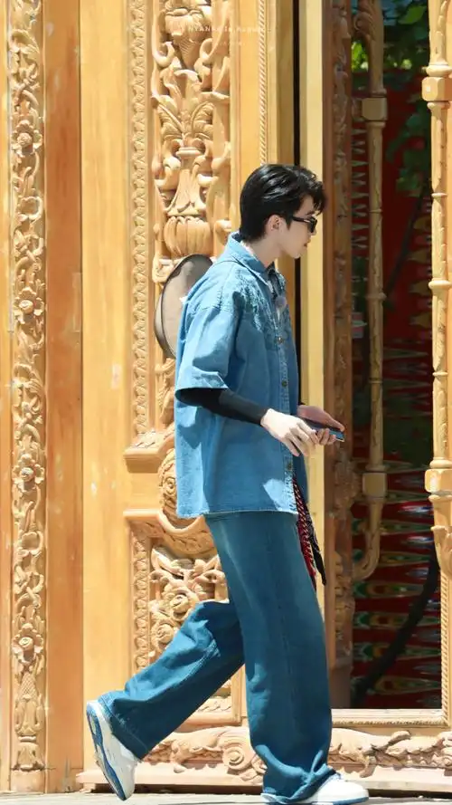 蔡徐坤奔跑吧牛仔造型路透##奔跑吧蔡徐坤