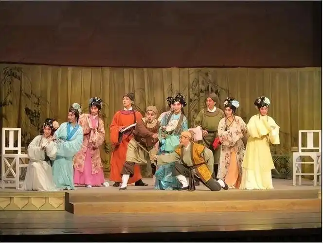 元杂剧的兴起发展艺术形式与各种文化的融合与传承