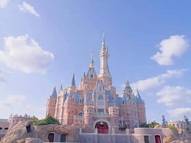 上海迪士尼旅游全攻略,门票预约最全攻略_项目_小菲_信息