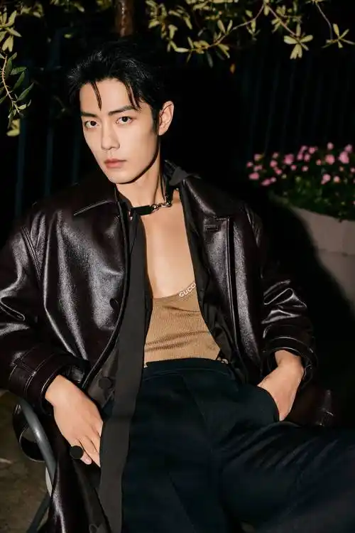 月度最in造型-2月刊:飒甜唐嫣梦幻诗诗,肖战娜扎欲辣撩人,刘涛制服太