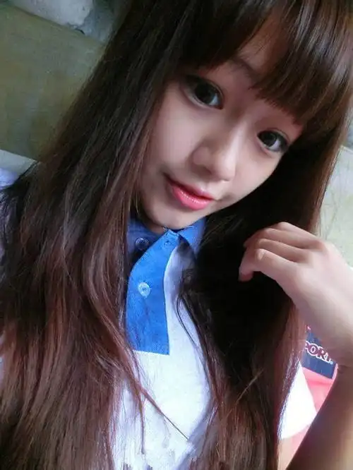 我的青春也不是没伤痕 校服控小清新女生图片