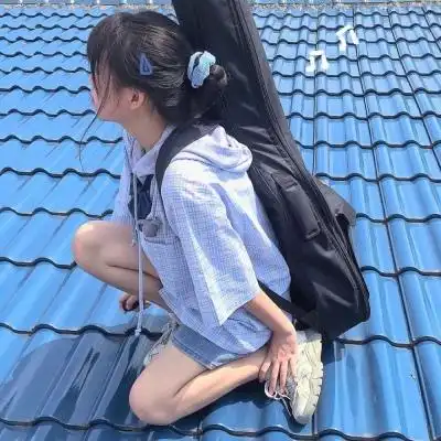 高清好看的女生清新浅蓝色头像图片