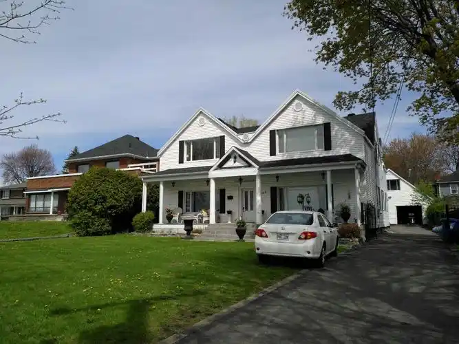 加拿大行之二,民房