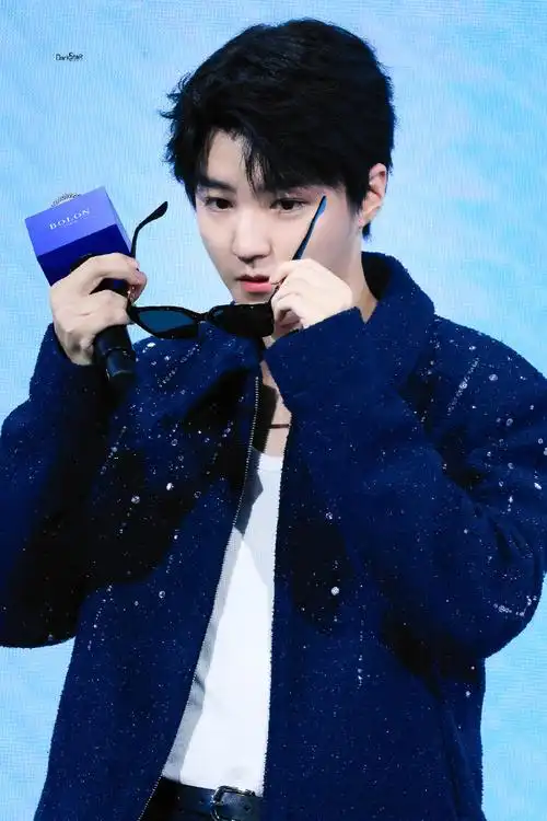 希望王俊凯越来越开心@tfboys-王俊凯