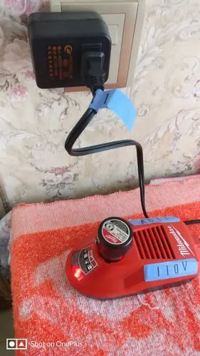 米沃奇m4原装充电器