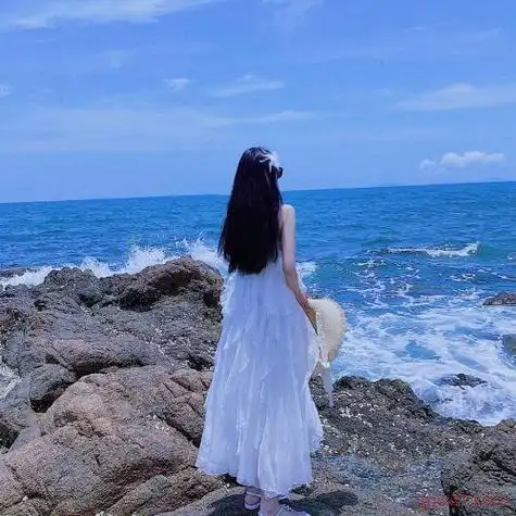 女生头像背影长发唯美海边侧面正脸都有今日推荐