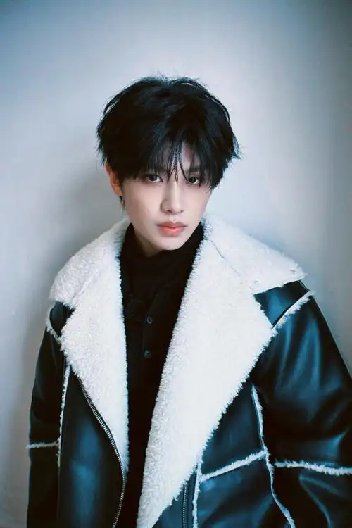 黄明昊新ep一人之众