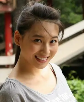 两个不同版本的"夏雪",她演成了经典,而她却演到观众"弃剧"