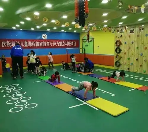 高端儿童培训是促进孩子成长还是违背成长规律