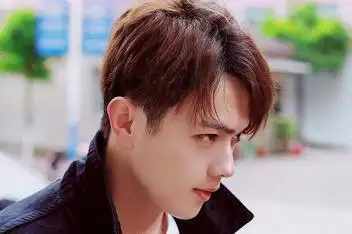 来源:好看视频发布时间:2019-02-16简介:《蓝色生死恋》在京举办发布