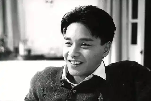 微信头像你们强烈推荐寻找的哥哥张国荣