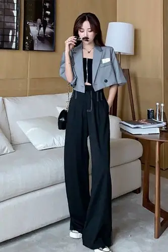 洋气套装女2020新款短款小西装外套 休闲阔腿裤时尚三件套潮
