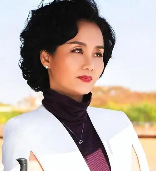 专业户"|模特|艺术家|女演员|慕容云海|电影演员|电视演员|李颖(中国