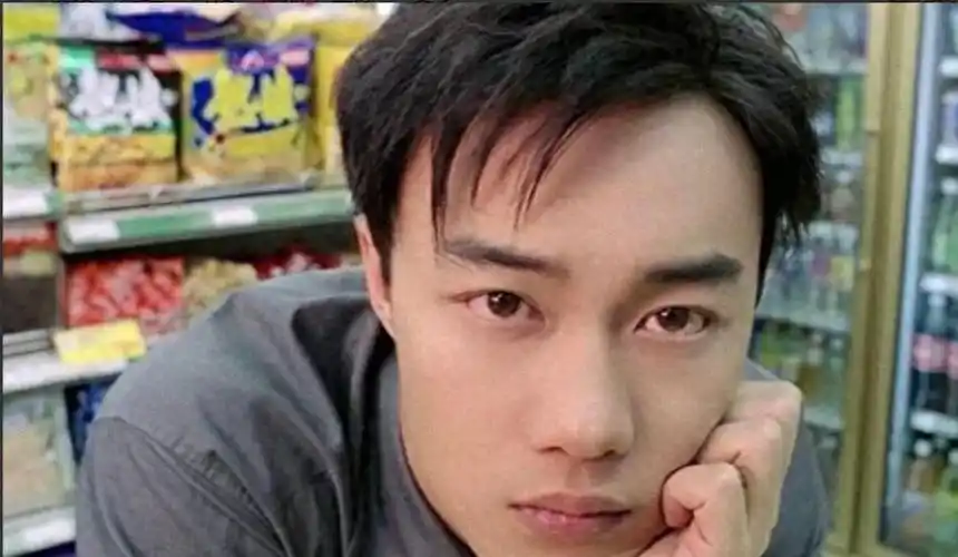 大瓜陈奕迅在旧金山演唱会上的劲爆言论顿时就引起网友热议