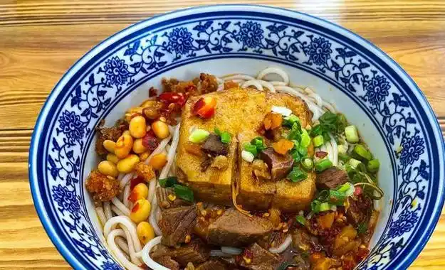 长沙好吃的美食有哪些?这8种全是"心头爱",来了就得吃个遍|米粉|小吃|