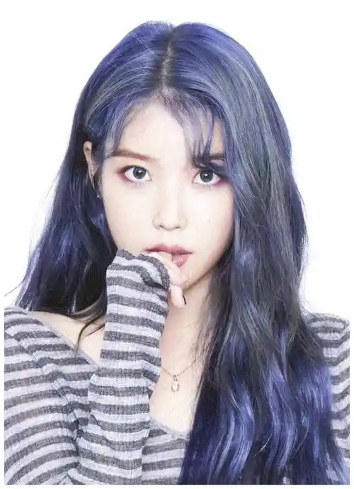 原创iu李知恩只有162cm挑战紫发造型意外惊艳果然身高不影响颜值