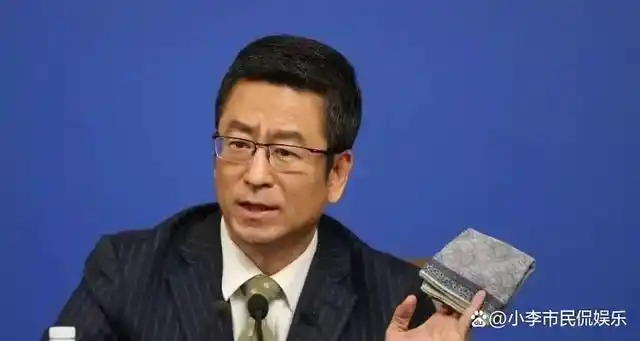 白岩松是著名的央视新闻主持人,记者,作家,1968年8月20日出生于内蒙古