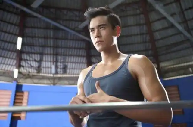 彭于晏|李现|白敬亭_网易订阅