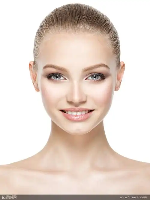 面带微笑的外国美女模特高清摄影图片