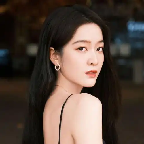 关注白月光张雪迎2021-8-12 00:00来自张雪迎超话已编辑张雪迎超话