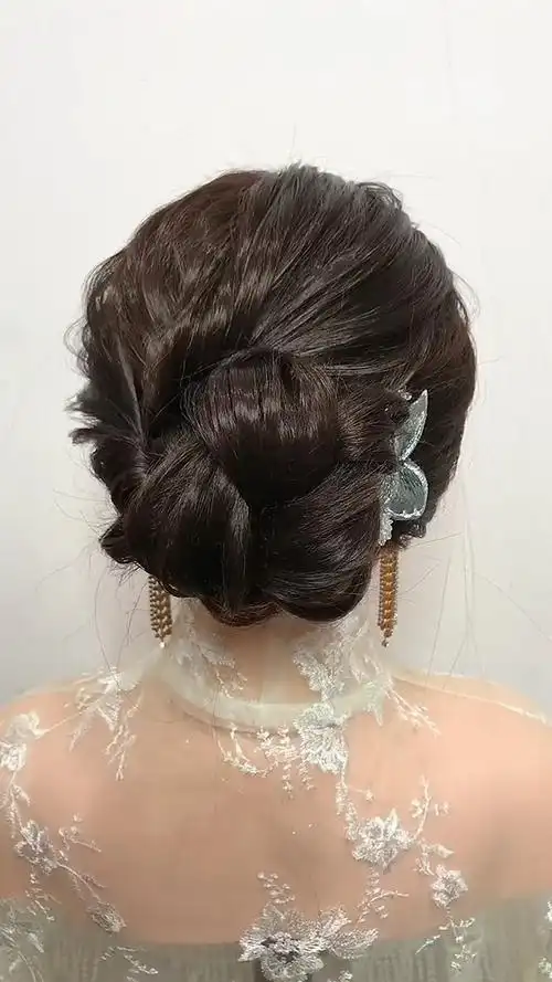 简单减龄的低盘发