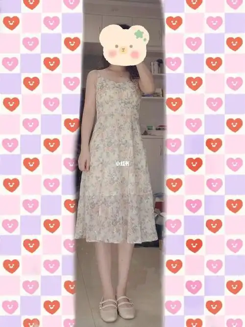 15886小个子碎花连衣裙花栗鼠小姐测评