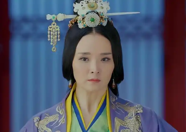 9位古装女神步入中年演太后整容老去和优雅老去差距一目了然