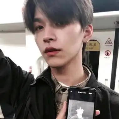 网男生头像霸气高冷高清片 抓住这世间的美好