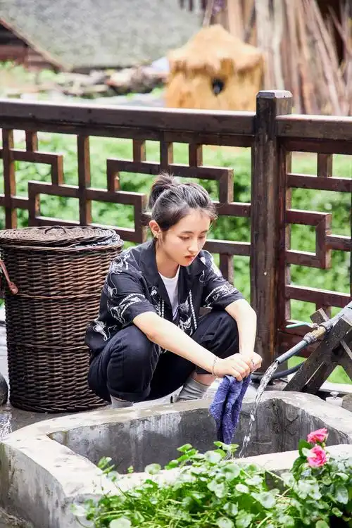 张子枫《向往3》分享友谊 拾获简单生活小确幸