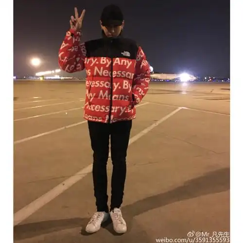 小爷吴亦凡的示范更是教会你,如何将一双鞋从冬季穿越到夏季