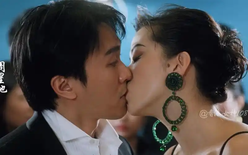 梅艳芳吻戏盘点,烈焰红唇,深情狂野