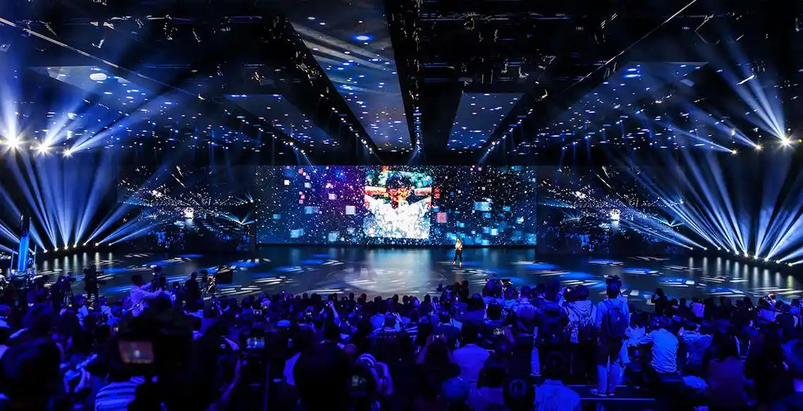 剧场舞台的灯光配置可以很震撼很美