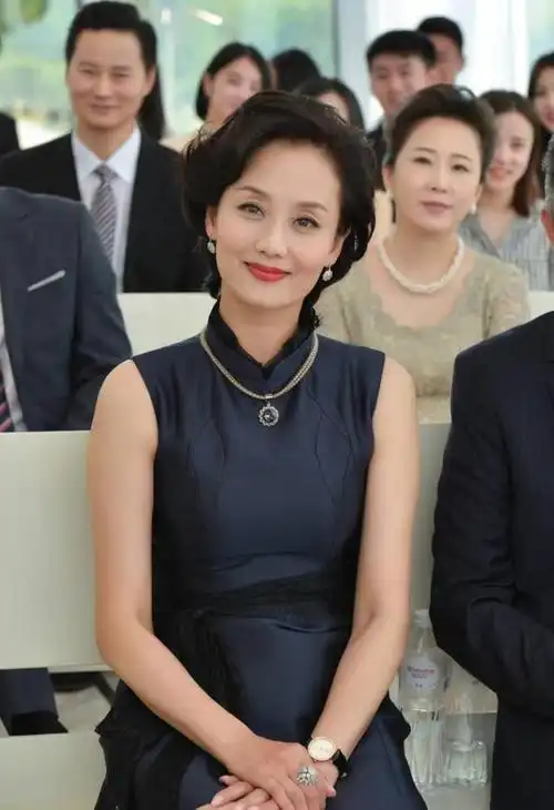 李颖代言费一般多李颖广告代言多