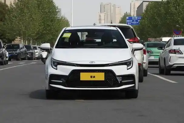 2024款丰田雷凌1.2t车型上市,升级车机功能,售价12.