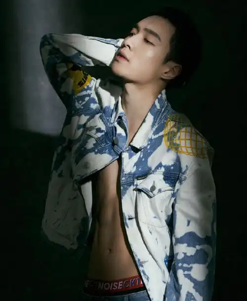 理讨一下张艺兴的内裤大片为啥不可