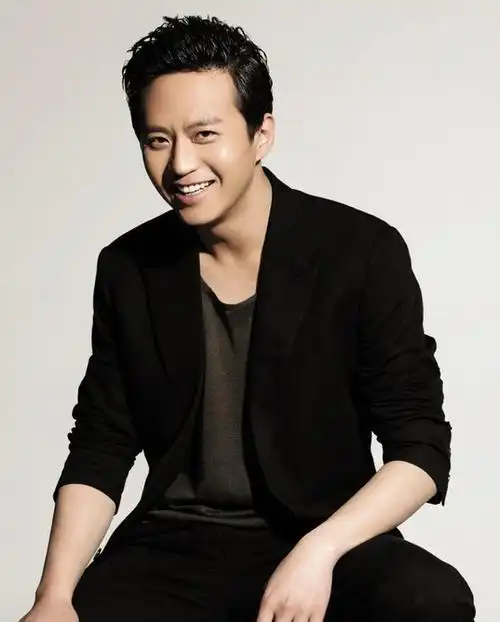 一,邓超短发飞机头