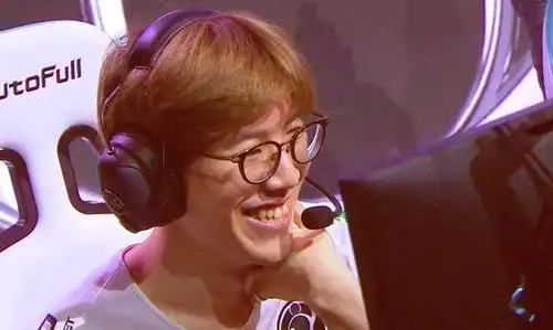 theshy还得感谢fpx!如果没有bo帮忙,他已经被舆论安排退役了