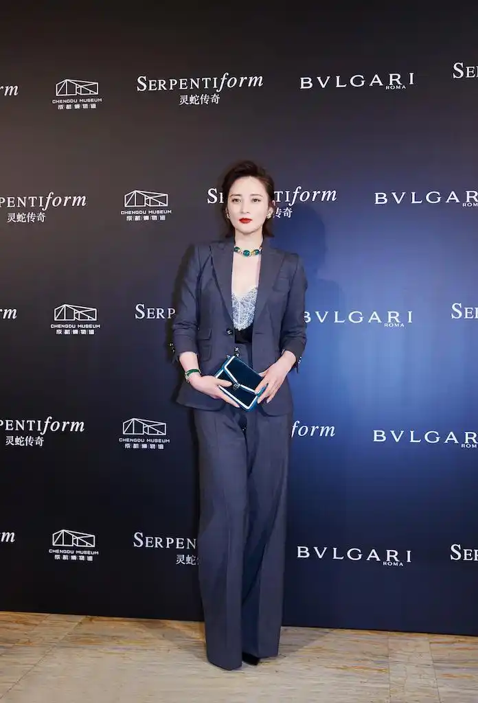 这是什么神仙颜值 蒋勤勤超a亮相宝格丽