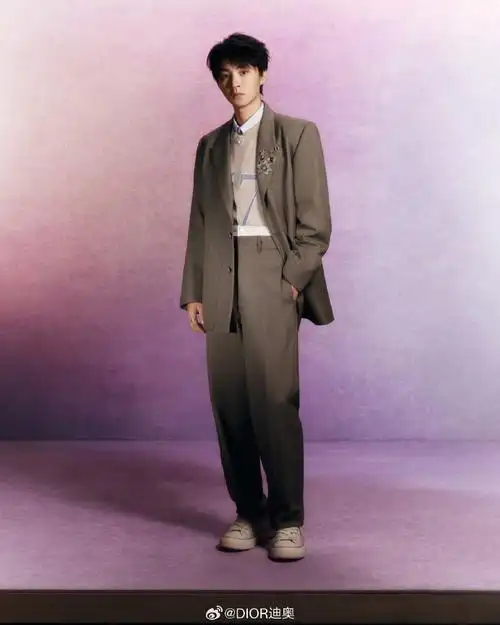 迪奥品牌大使王俊凯