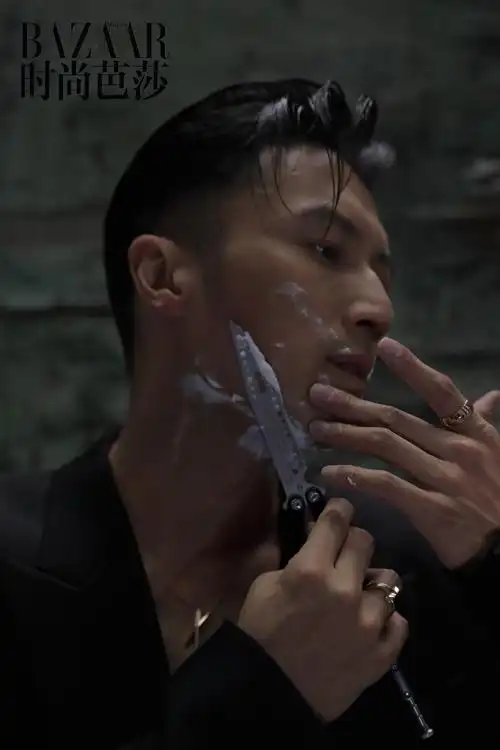 谢霆锋登《时尚芭莎》金九封面:功夫深处独心知