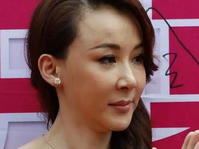 初见美若天仙再见却面目全非这8位女明星的脸到底怎么了