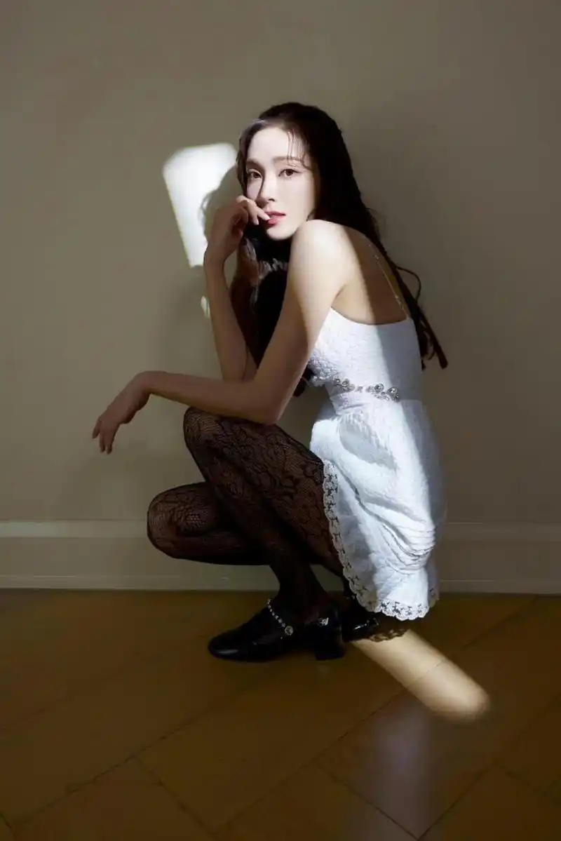 郑秀妍美照,身材真的是太性感迷人了!#养眼美女