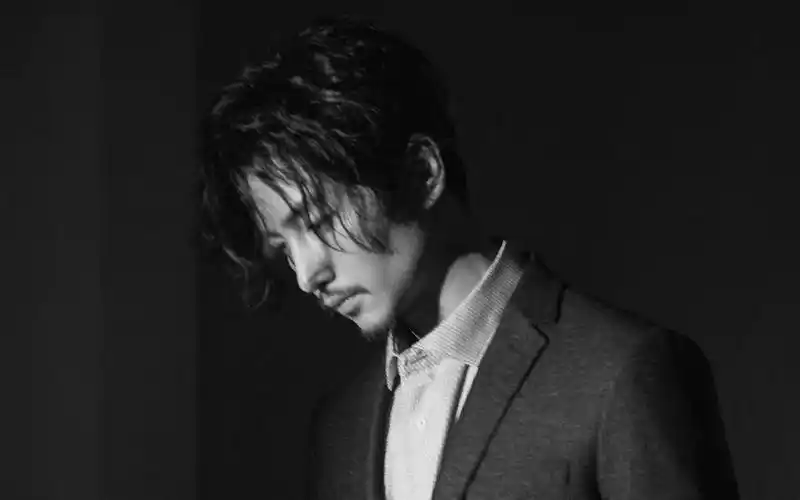 陈晓黑白雅痞时尚写真帅气图片壁纸