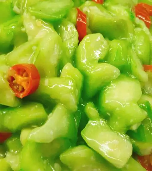 素炒丝瓜～制作人:闫利凯